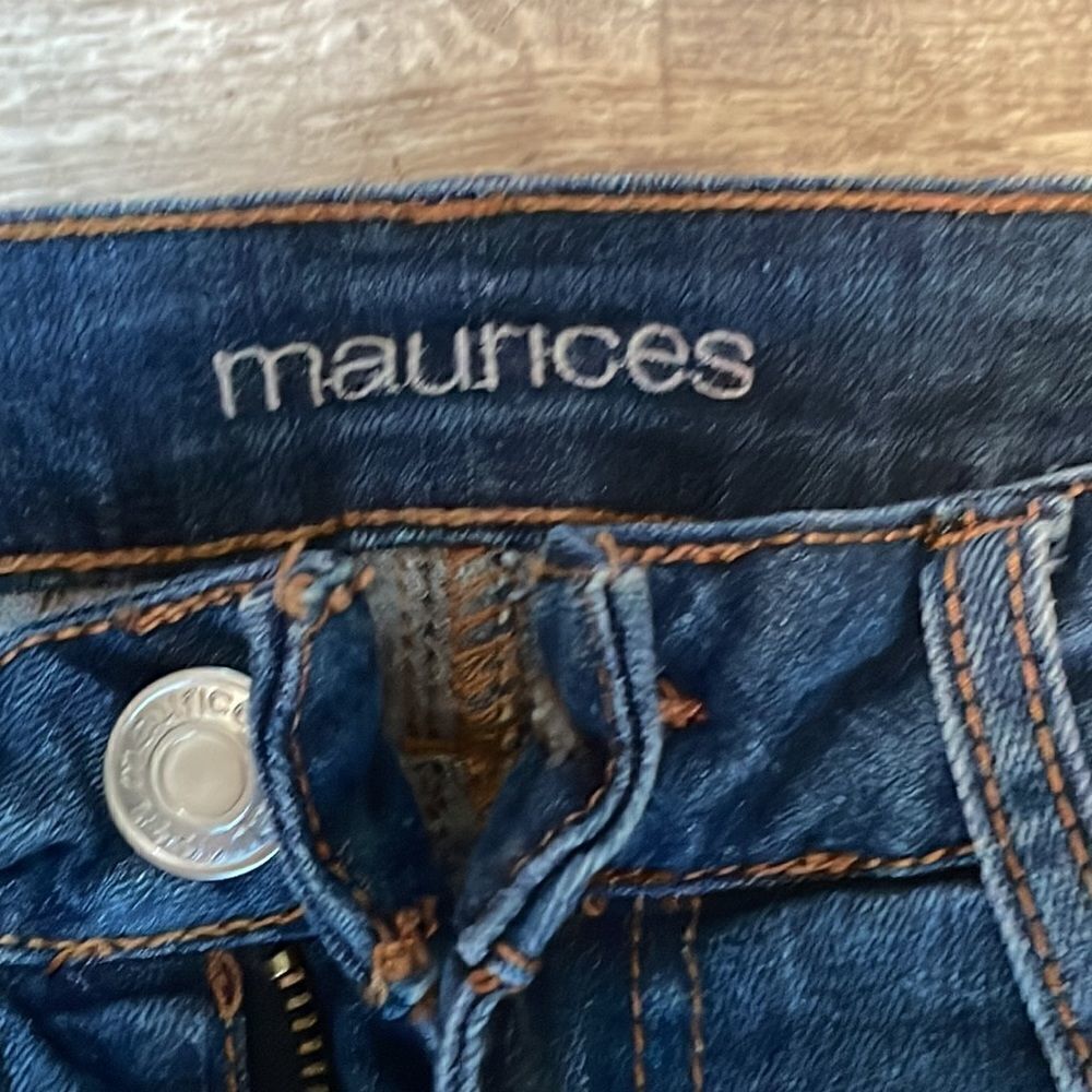 Maurices 2 - Picture 2 of 4